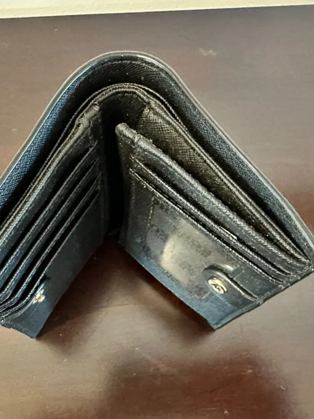 Michael KORS Men’s Bifold Black Saffiano Leather Wallet